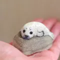 Реалистичные животные из камня