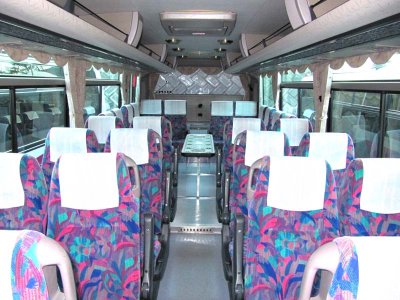 Салон малого автобуса (19-25 мест) в Японии