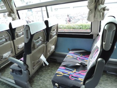 Кресла среднего автобуса (27-28 мест) в Японии