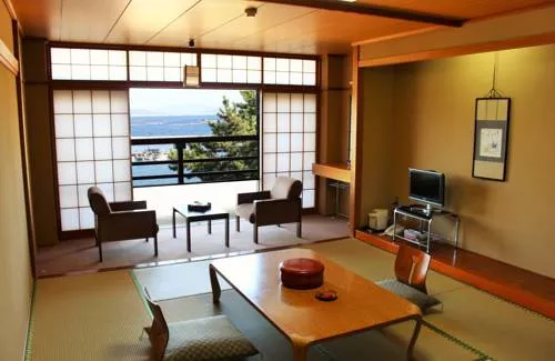 Miyajima Seaside Hotel