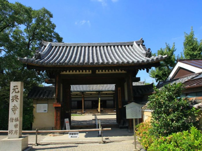 Храм Ганго-дзи