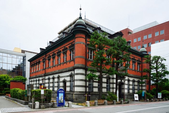 Народный музей Акита Акаренга 